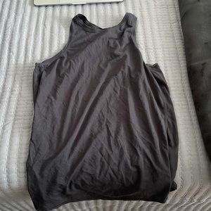 Lululemon split back tank